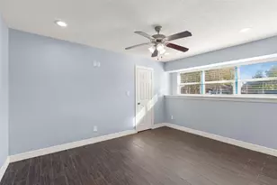 2106 22nd Ave N, Texas City, TX 77590 - Photo 16