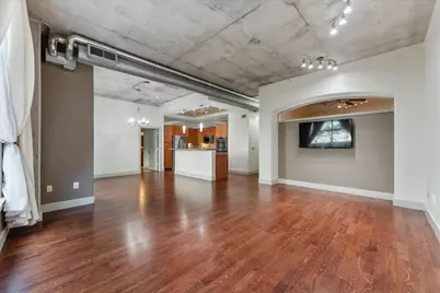 1901 Post Oak Boulevard #104, Houston, TX 77056 - Photo 8