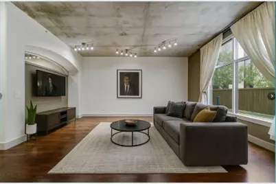 1901 Post Oak Boulevard #104, Houston, TX 77056 - Photo 6