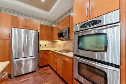 1901 Post Oak Boulevard #104, Houston, TX 77056 - Photo 16