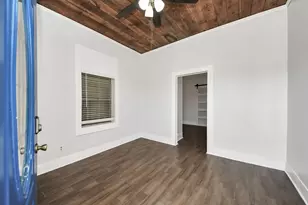 1213 28th St, Galveston, TX 77550 - Photo 8