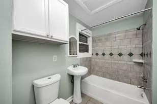 1213 28th St, Galveston, TX 77550 - Photo 28