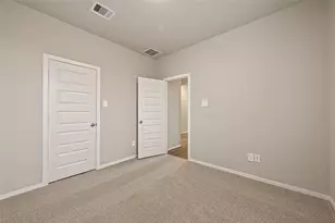 5105 Redbud Vly Dr, Pearland, TX 77584 - Photo 30