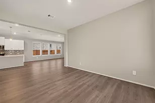 5105 Redbud Vly Dr, Pearland, TX 77584 - Photo 6