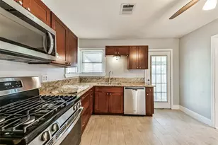 311 S Kansas St, La Porte, TX 77571 - Photo 8