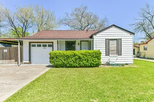 311 S Kansas St, La Porte, TX 77571 - Photo 1