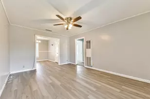 311 S Kansas St, La Porte, TX 77571 - Photo 12