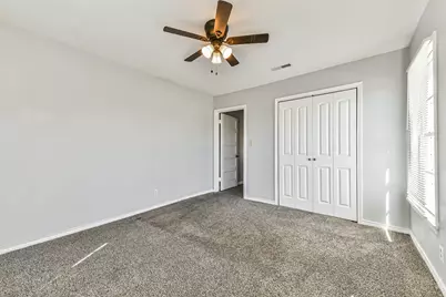 311 S Kansas Street, La Porte, TX 77571 - Photo 18