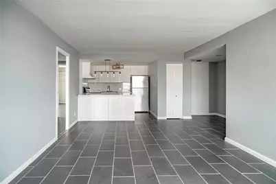 7510 Hornwood Drive #1303, Houston, TX 77036 - Photo 8