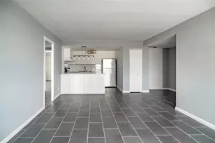 7510 Hornwood Dr, Houston, TX 77036 - Photo 8