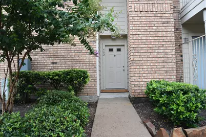 10615 Briar Forest Drive #402, Houston, TX 77042 - Photo 2