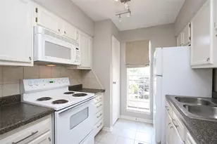 10615 Briar Forest Dr, Houston, TX 77042 - Photo 10