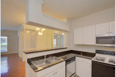 1330 Old Spanish Trail #2111, Houston, TX 77054 - Photo 1