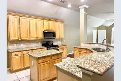 4914 Surrey Park Circle, Katy, TX 77494 - Photo 8