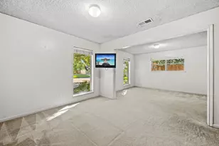 1110 Cheshire Ln, Houston, TX 77018 - Photo 20