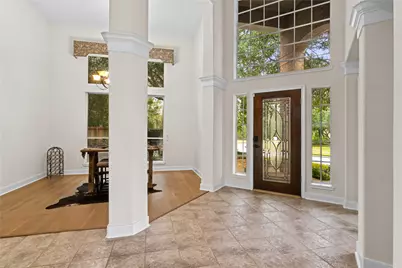 2 Surrey Run Place, The Woodlands, TX 77384 - Photo 8