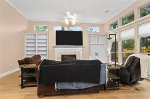 2 Surrey Run Pl, Conroe, TX 77384 - Photo 12