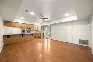 3107 Pecan Point Dr, Sugar Land, TX 77478 - Photo 12