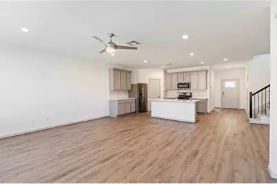 29318 Hoelzen Hollow Drive, Katy, TX 77494 - Photo 10