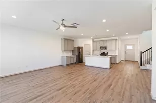 29318 Hoelzen Holw Dr, Katy, TX 77494 - Photo 10