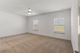 29318 Hoelzen Holw Dr, Katy, TX 77494 - Photo 18