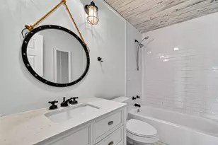 1926 Bluewater Hwy, Surfside Beach, TX 77541 - Photo 34