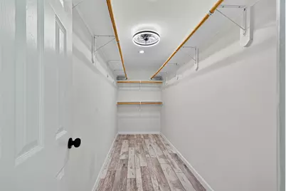 1926 Blue Water Highway, Surfside Beach, TX 77541 - Photo 32