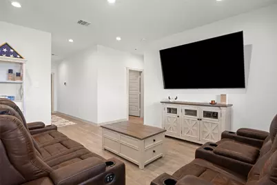 1134 Della Lane, Rosharon, TX 77583 - Photo 6