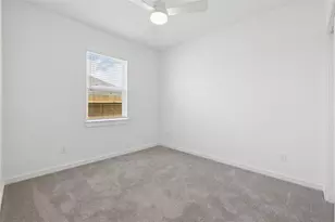 556 Day Sta Dr, Dayton, TX 77535 - Photo 8
