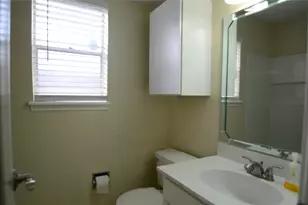 12978 Trail Hollow Dr, Houston, TX 77079 - Photo 20