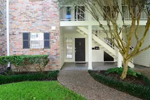 12978 Trail Hollow Dr, Houston, TX 77079 - Photo 1