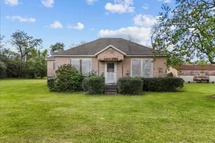 11703 FM1764, Santa Fe, TX 77510 - Photo 2