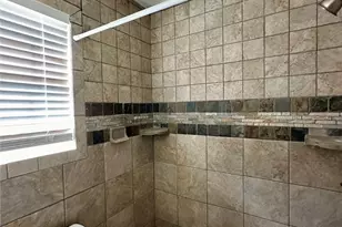 5142 37th St, Dickinson, TX 77539 - Photo 12