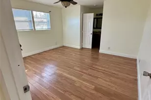 5142 37th St, Dickinson, TX 77539 - Photo 6