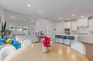 9211 Fenton Oaks Dr, Cypress, TX 77433 - Photo 14