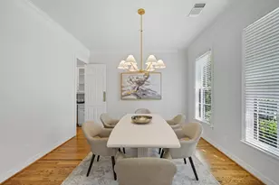 4944 Tilbury Dr, Houston, TX 77056 - Photo 8