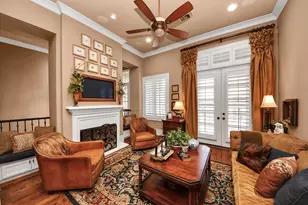 1406 Lake Pointe Pkwy, Sugar Land, TX 77478 - Photo 4