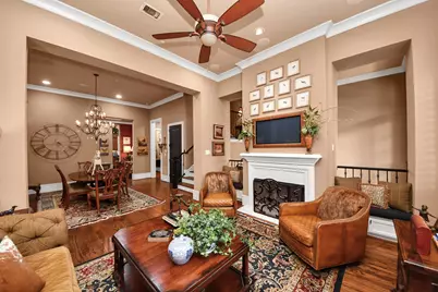 1406 Lake Pointe Parkway, Sugar Land, TX 77478 - Photo 6