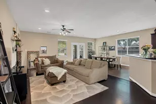 3215 W Trail Dr, Pearland, TX 77584 - Photo 22