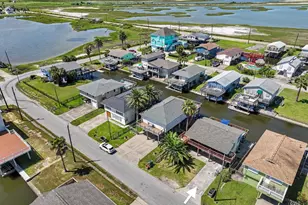 4417 Pelican Rd, Galveston, TX 77554 - Photo 26