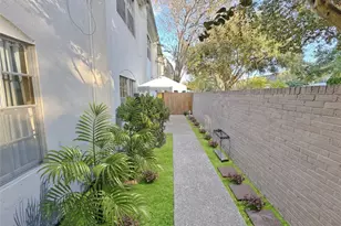 2700 Bellefontaine St, Houston, TX 77025 - Photo 20