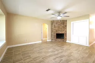 12619 Fern Forest Dr, Houston, TX 77044 - Photo 2