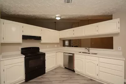 16335 Quail Echo Drive, Missouri City, TX 77489 - Photo 2