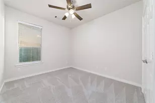 24446 Silverton Valley Ln, Katy, TX 77494 - Photo 26