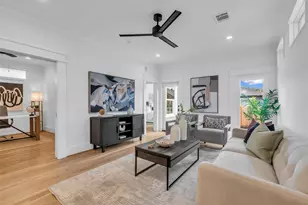 904 Willard St, Houston, TX 77006 - Photo 18
