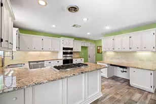 12923 Hunterfield Dr, Cypress, TX 77429 - Photo 10