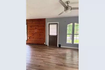 1910 11th Street, Galena Park, TX 77547 - Photo 2