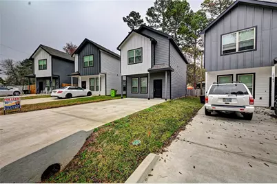 10196 Barberry Street, Willis, TX 77318 - Photo 2