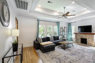 1811 Marshall St, Houston, TX 77098 - Photo 2