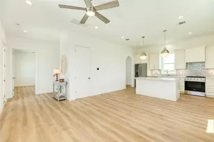 3611 W Jean St, Galveston, TX 77554 - Photo 12